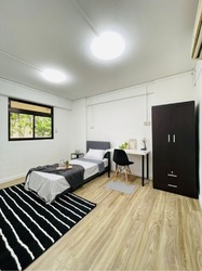 Blk 249 Jurong East Street 24 (Jurong East), HDB 3 Rooms #574145321
